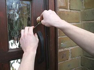 Miami Emergency Lock And Locksmith Miami, FL 305-507-0145 - rekeying-locks